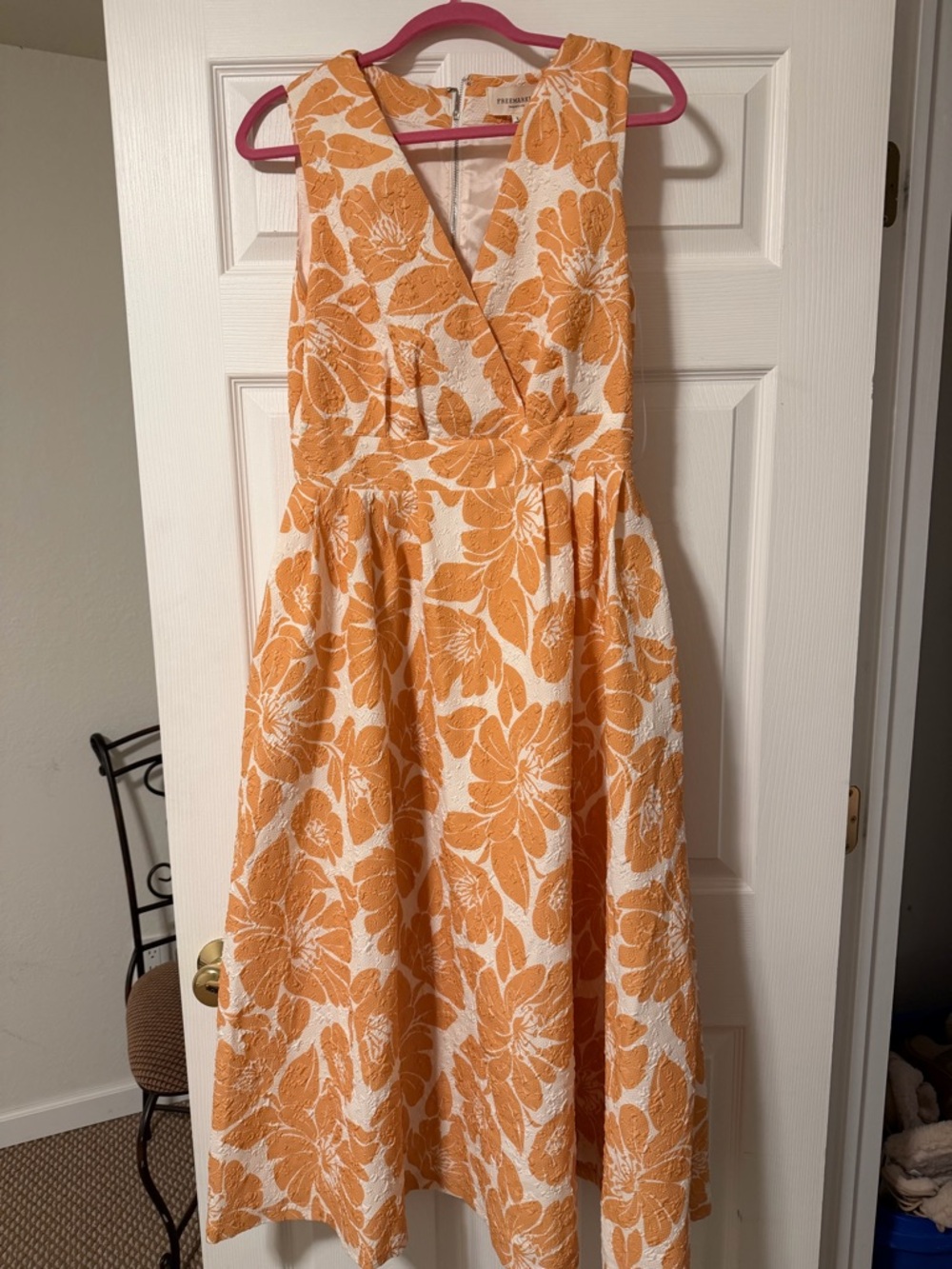 Floral Yellow Sleeveless Midi Dress with V-Neck - Picture 2 of 4